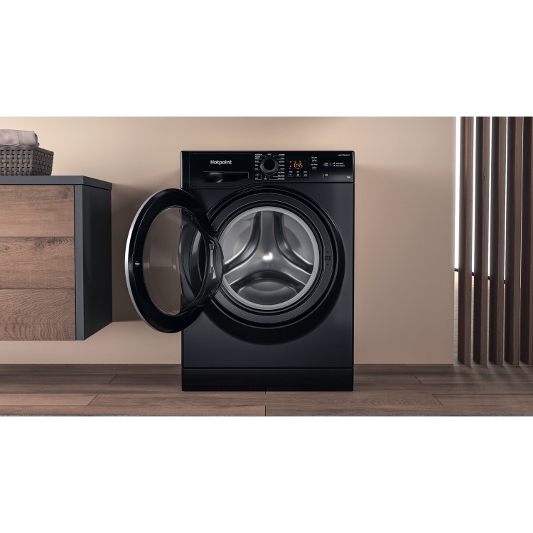 Refurbished Hotpoint NSWM1045CBSUKN Freestanding 10KG 1400 Spin Washing Machine Black