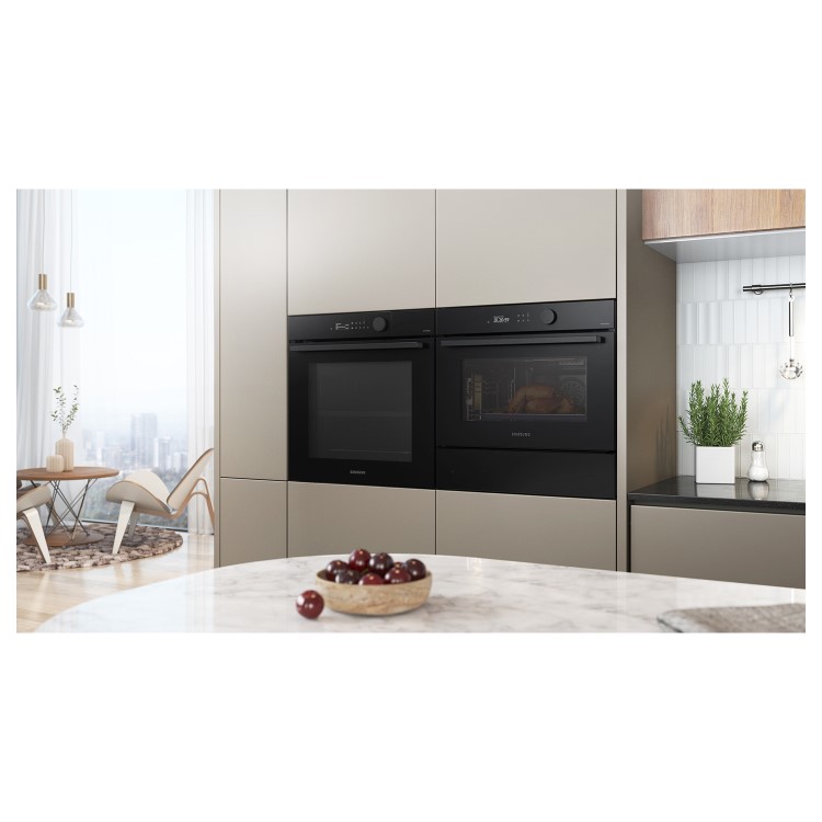 Samsung 76L Electric Pyrolytic Single Oven - Black