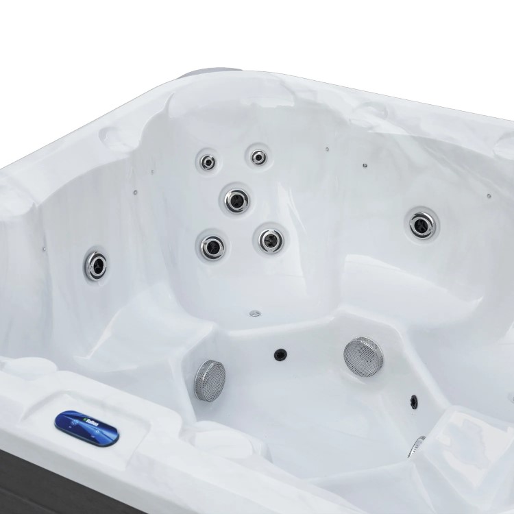 Outdoor Hideaway Hot Tub by Outdoor Living
