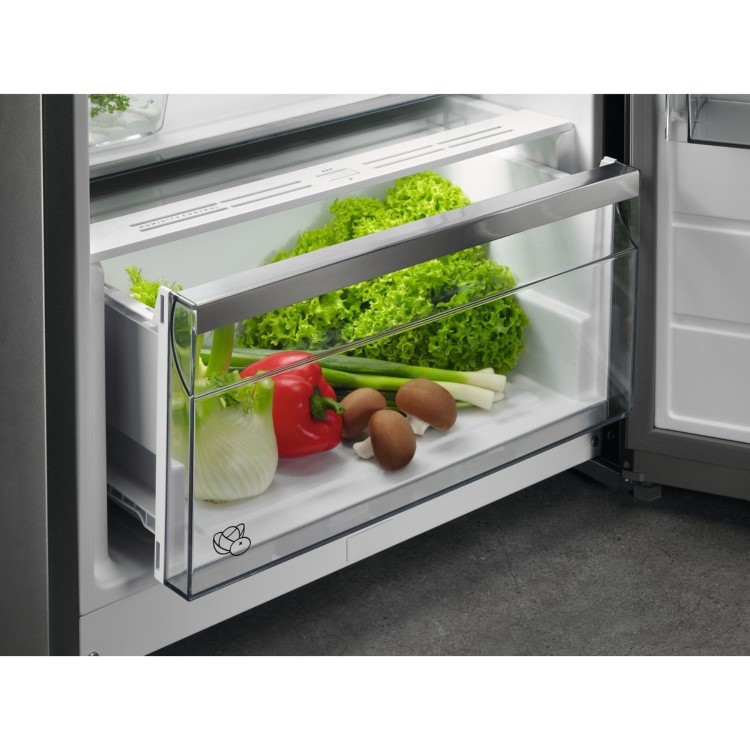 AEG Series 6000 304 Litre 60/40 Freestanding Fridge Freezer - Silver