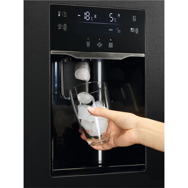 AEG 9000 Series 572 Litre Side-By-Side American Fridge Freezer - Black