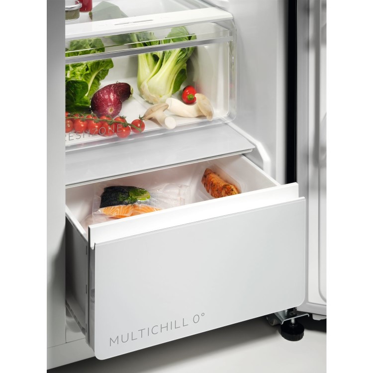 AEG 9000 Series 572 Litre Side-By-Side American Fridge Freezer - Black