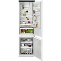 AEG 6000 Series 253 Litre 70/30 Integrated Fridge Freezer AEG 6000 Series 253 Litre 70/30 Integrated Fridge Freezer