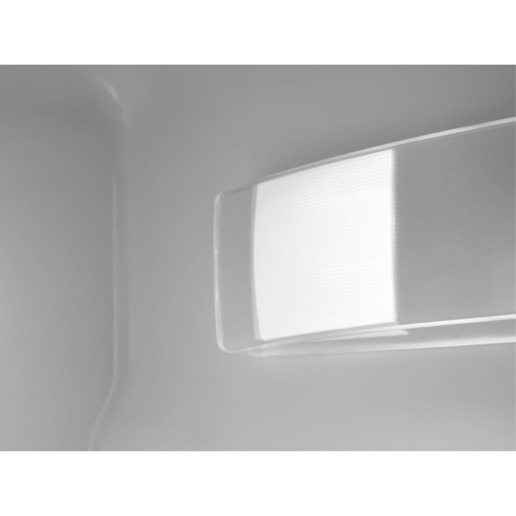 AEG Series 7000 257 Litre 70/30 Integrated Fridge Freezer