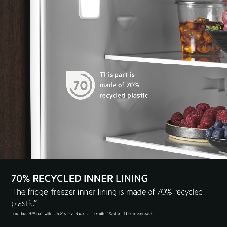 AEG 7000 Series 241 Litre 50/50 Integrated Fridge Freezer