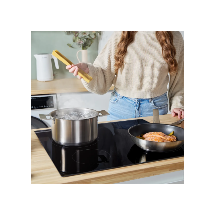 Bosch Series 4 60cm 4 Zone Induction Hob with Bevelled Front