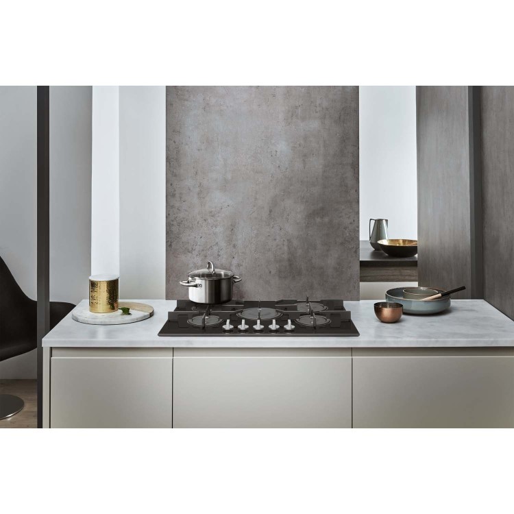 Whirlpool POW75D2NB 75cm Five Burner Gas-on-glass Hob - Black