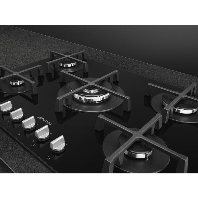 Smeg Cucina 72cm 4 Burner Gas-on-Glass Hob - Black