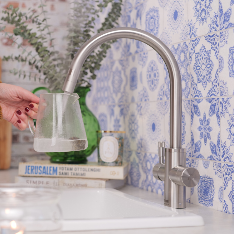 GRADE A1 - QETTLE Signature Modern 4 in 1 Instant Boiling Water Tap 4 Litre - Stainless Steel Round Spout