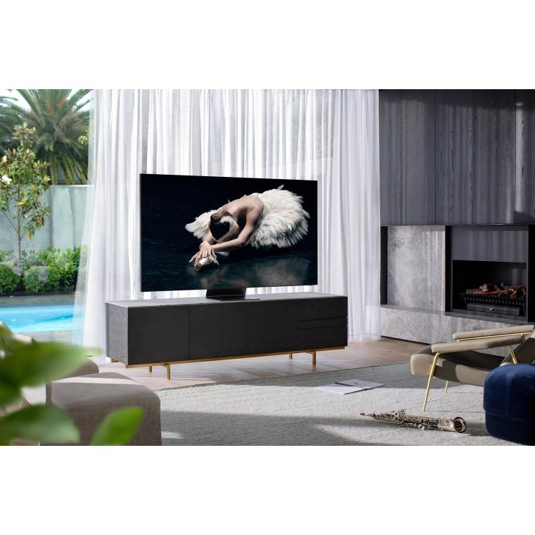 Refurbished Samsung QE65Q800TATXXU 65" 8K Ultra Sharp HD HDR10+ Smart QLED TV with Bixby Alexa and Google Assistant