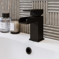 GRADE A1 - Chrome Waterfall Mono Basin Mixer Tap - Quadra