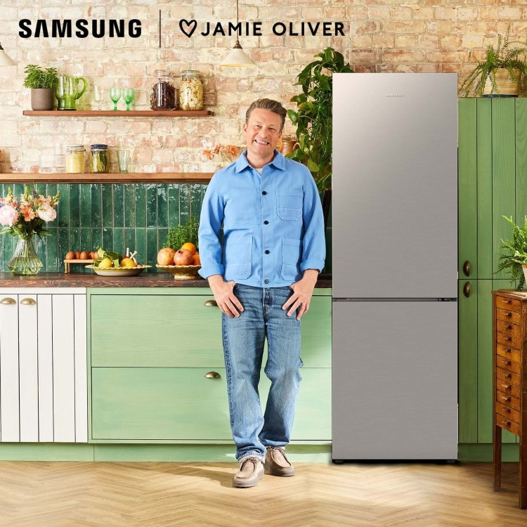 Samsung Series 5 344 Litre 70/30 Freestanding Fridge Freezer - Silver