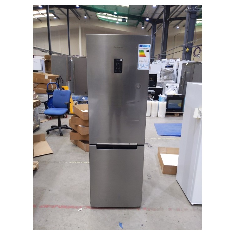 Refurbished Samsung RB33N321NSS/EU Freestanding 315 Litre 60/40 Fridge Freezer