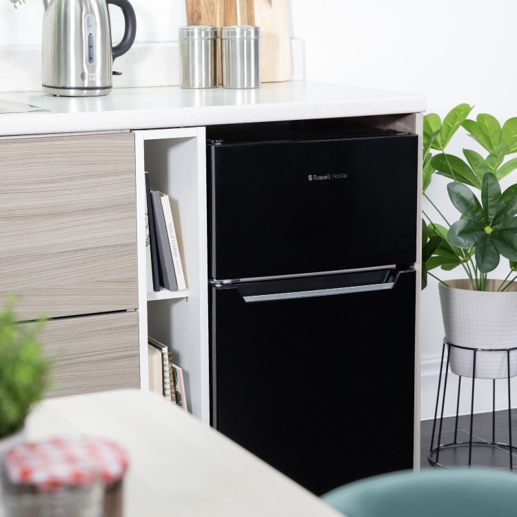 Refurbished Russell Hobbs RH47UCFF1B Freestanding 90 Litre Under Counter Top Mount Fridge Freezer Black
