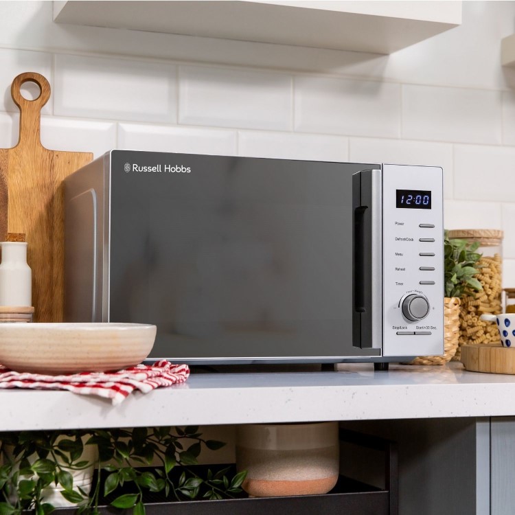 Russell Hobbs RHM2348S 23L Solo Microwave - Silver