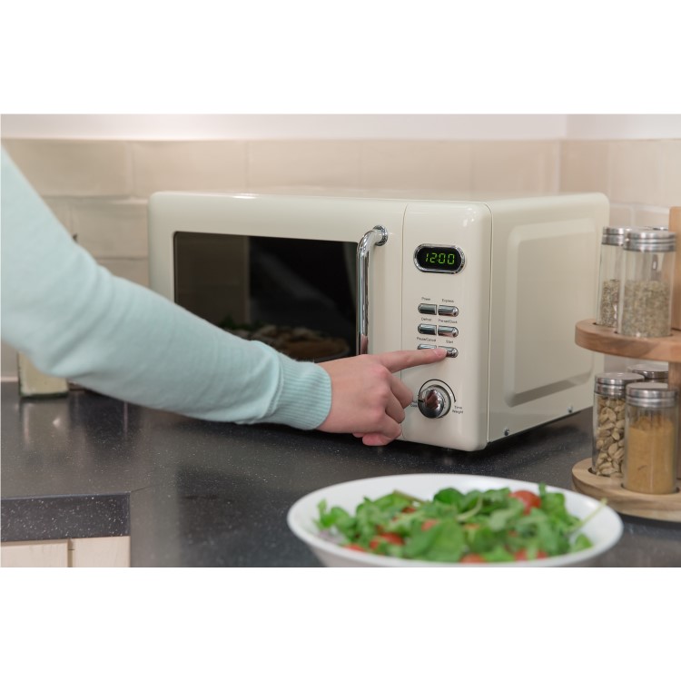 Russell Hobbs RHRETMD706C 17L 700W Retro Design Freestanding Digital Microwave in Cream