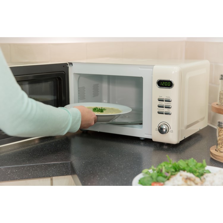Russell Hobbs RHRETMD706C 17L 700W Retro Design Freestanding Digital Microwave in Cream