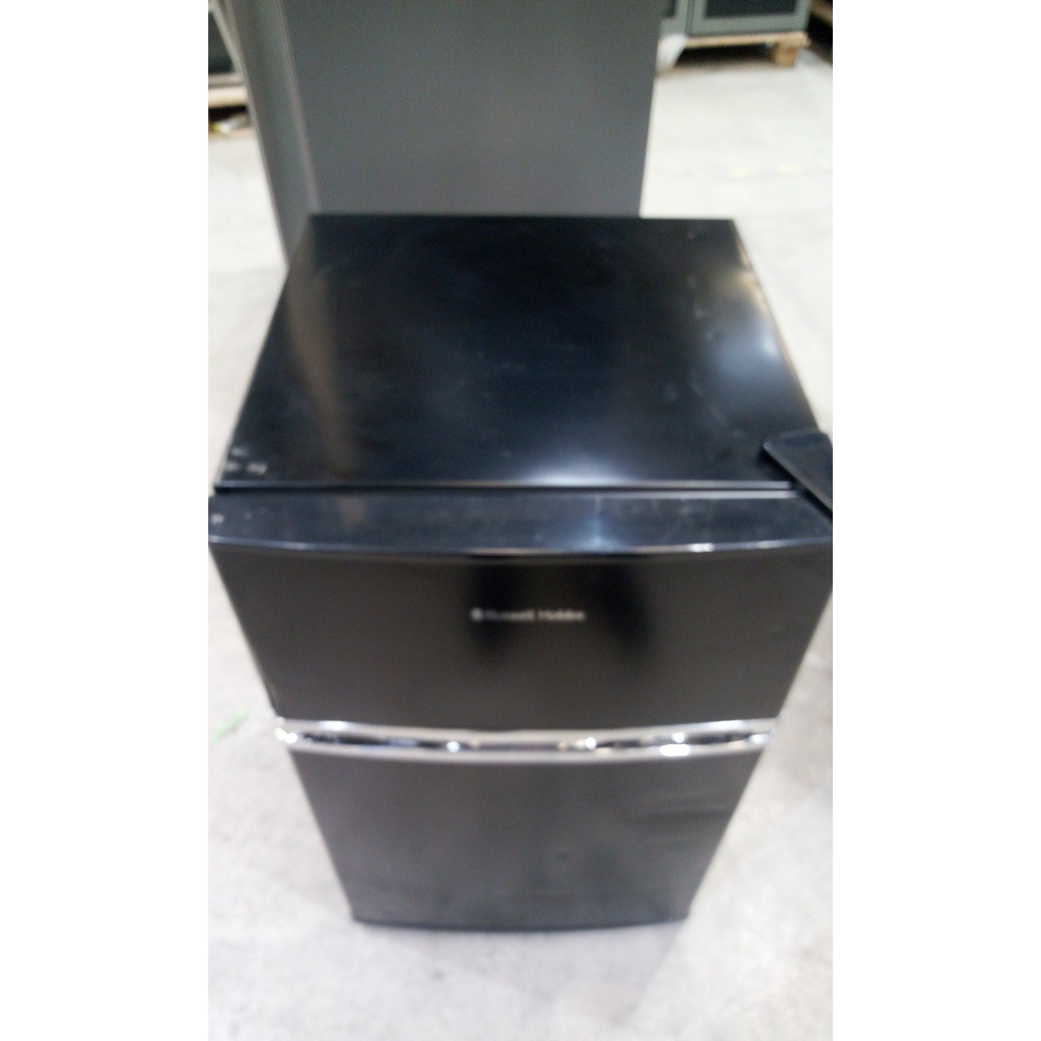 Refurbished Russell Hobbs RHUCFF50B Integrated 90 Litre 70/30 Low Frost