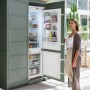 Refurbished Caple RI7306 Integrated 243 Litre 70/30 Frost Free Fridge Freezer