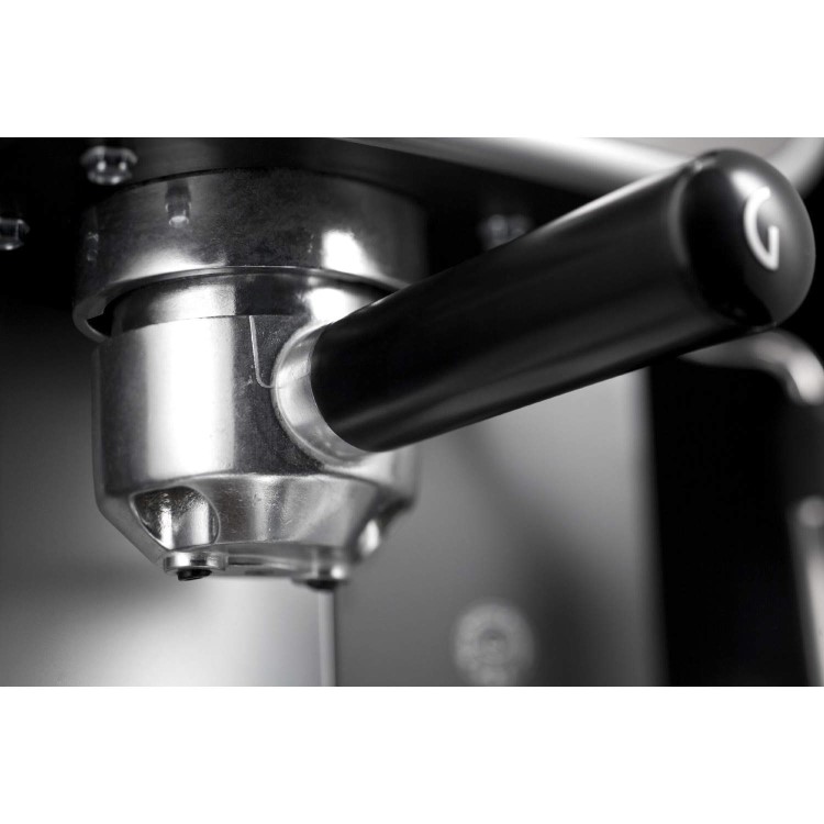 Gaggia RI8525/08 Carezza Deluxe Coffee Machine - Ink Black And Silver