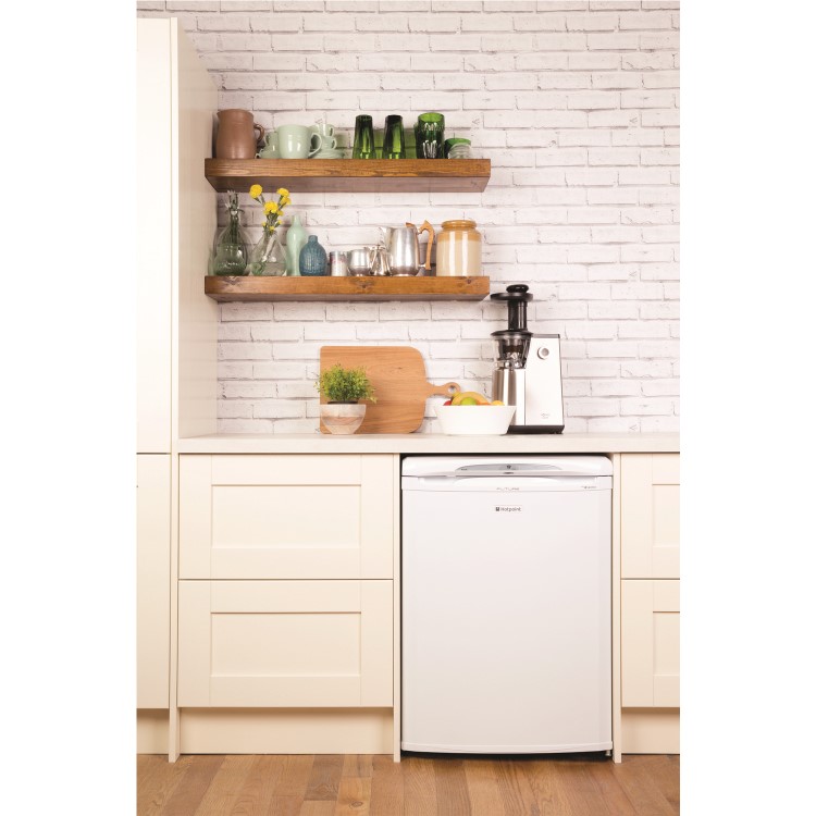 HOTPOINT RLA36P 150 Litre Freestanding Under Counter Larder Fridge 85cm Tall Antibacterial Lining 60cm Wide - White