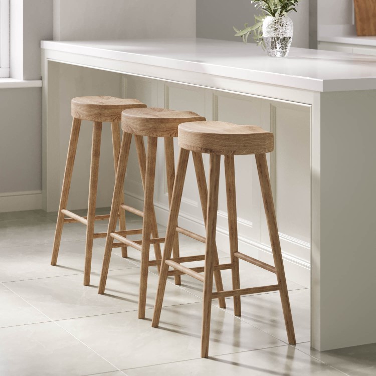 ONLY OPENED - Solid Weathered Oak Kitchen Counter Stool - 70cm - Rayne