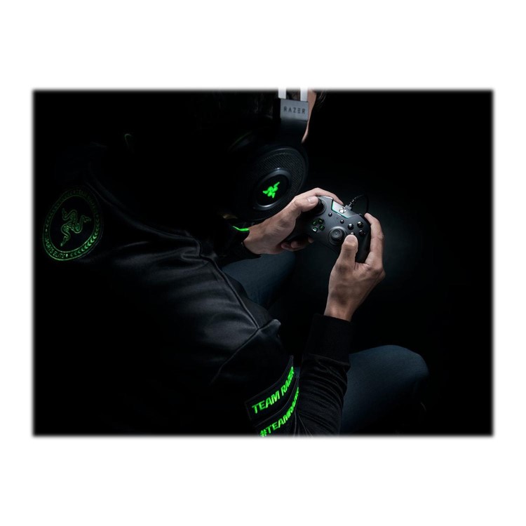 Razer Wolverine Tournament Edition Xbox One Gaming Controller in Black