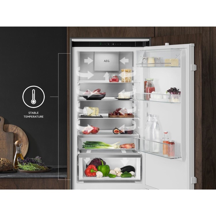 AEG 8000 Series 244 Litre 70/30 Integrated Fridge Freezer
