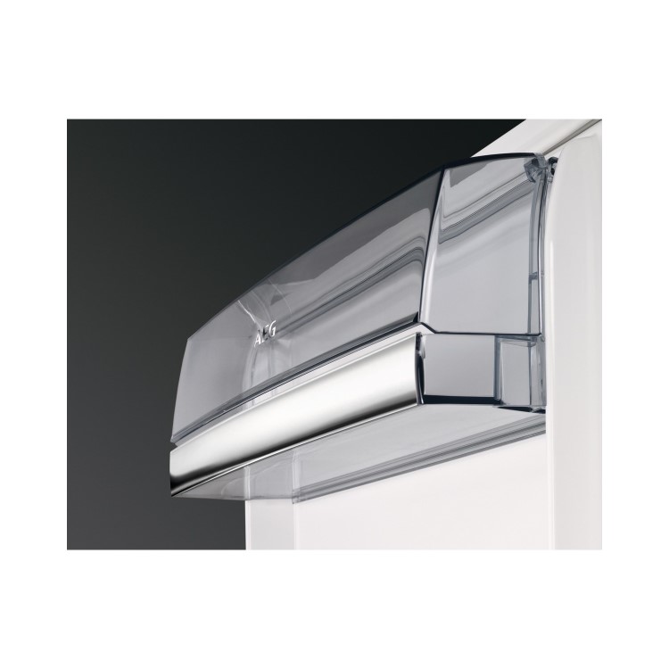 AEG 253 Litre 70/30 Integrated Fridge Freezer With TwinTech