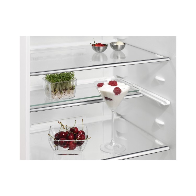 AEG 253 Litre 70/30 Integrated Fridge Freezer With TwinTech