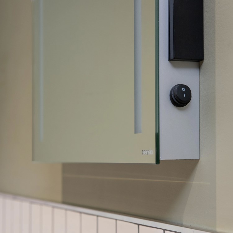 GRADE A1 - Sensio Lumino Evo+ Rectangular Bathroom Mirror with Battery Operated Lights - 500 x 700mm