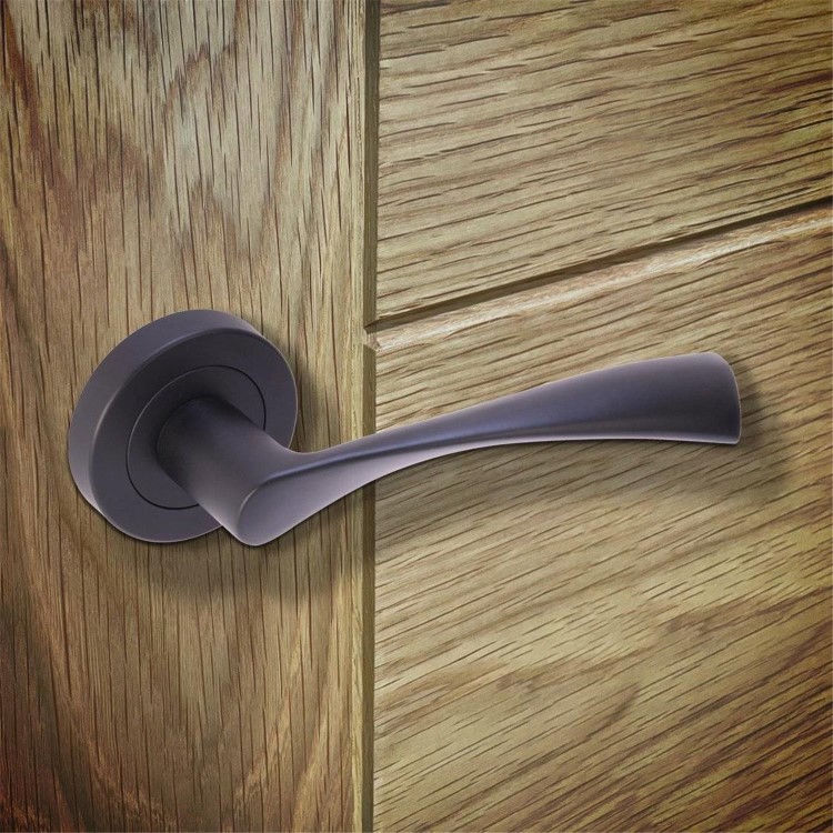 Internal Matt Black Lever Fire Door Handle with Latch and Hinges Pack - 65mm Latch - Sesia - XL Joinery