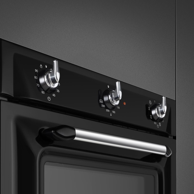 Refurbished Smeg SF6905N1 Victoria Electric Single Oven - Black