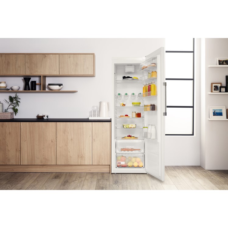Refurbished Hotpoint SH6A1QGRD1 Freestanding 322 Litre Fridge Graphite