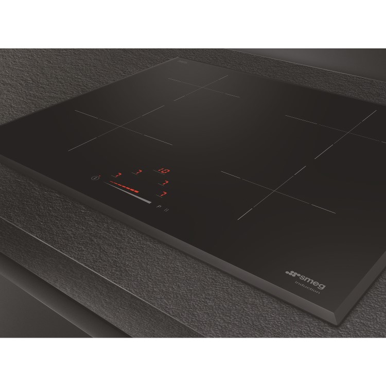 Refurbished Smeg SI4642B 60cm 4 Zone Induction Hob with Bevelled Edge