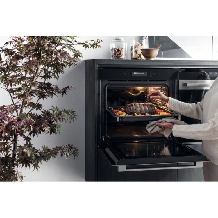 Hotpoint Class 9 Electric Single Oven - Stainless Steel