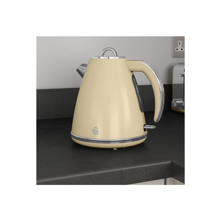 Swan SK19020CN 1.5L Retro Kettle - Cream