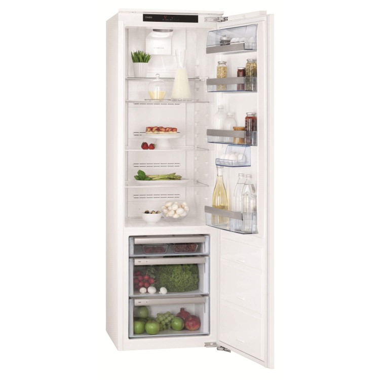 AEG SKZ81800C0 Tall Integrated Fridge With LongFresh Drawers