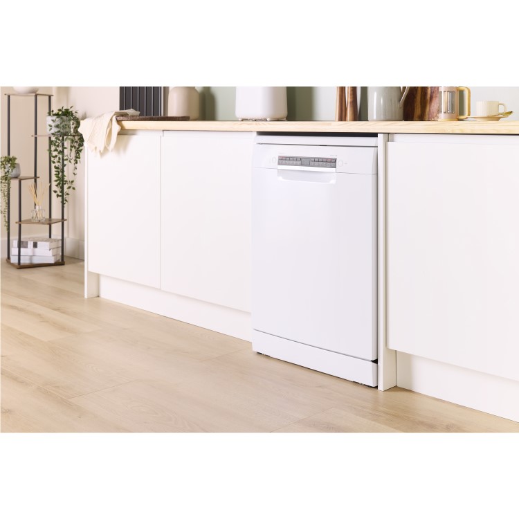 Bosch Series 4 Freestanding Dishwasher - Smart Wi-Fi, B-Rated, White