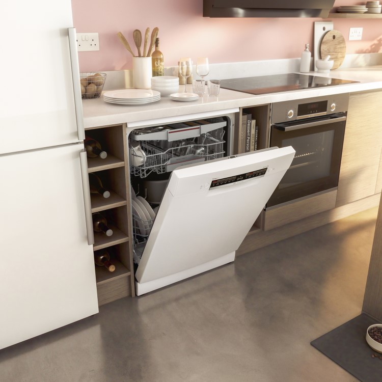 Bosch Series 6 13 Place Settings Freestanding Dishwasher - White