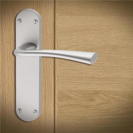 Internal Pearl Nickel Lever Door Handle with Latch and Hinges Pack - 65mm Latch - Struma - XL Joinery