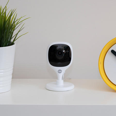 Yale 720p IP Indoor WiFi Camera with 10m Night Vision 