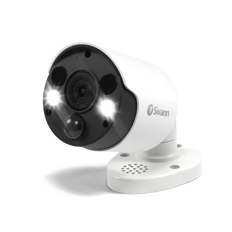 GRADE A1 - Swann CCTV System - 16 Channel 5MP Super HD NVR with 8 x 5MP Thermal Sensing Cameras 4 x Spotlight Cameras & 2TB HDD