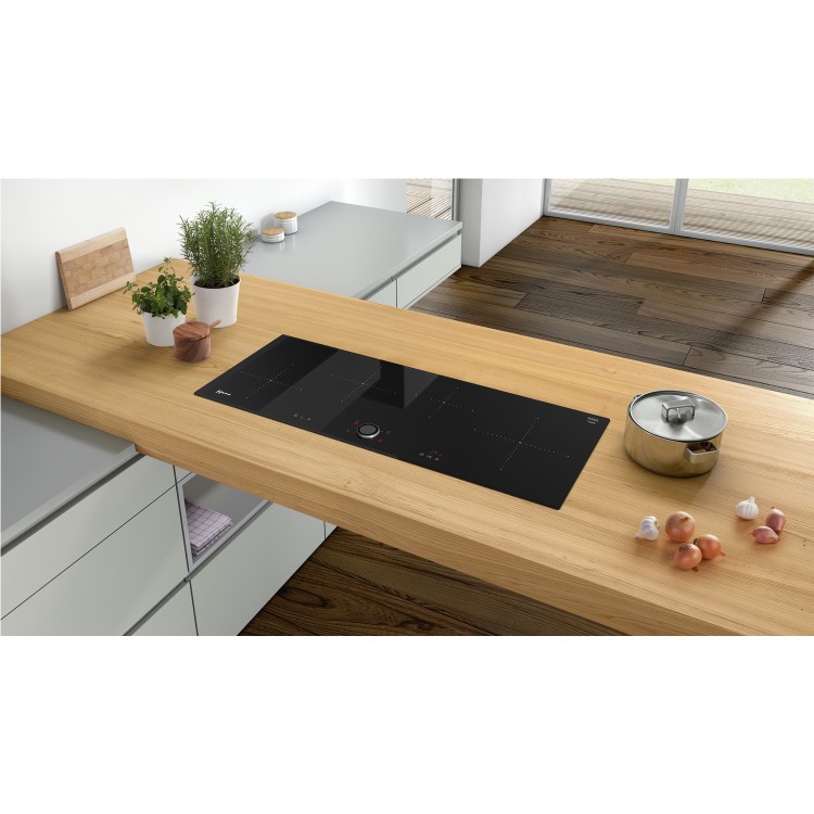 Neff T40FT40X0 91cm TwistPad Control Four Zone Induction Hob With FlexInduction Zone Black