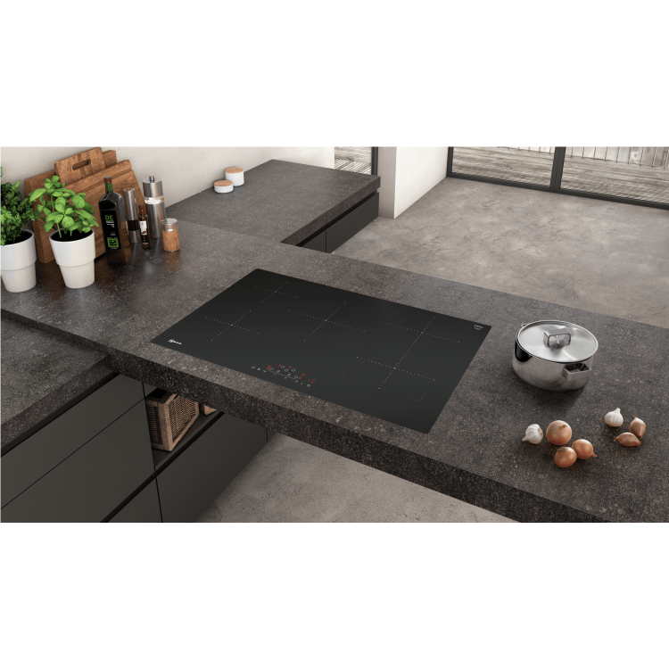 Refurbished Neff N70 T48PD23X2 80cm 5 Zone Induction Hob With TouchControl & CombiZone Black