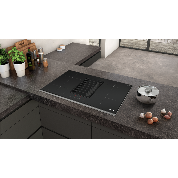 Refurbished Neff T48TD1BN0 83cm 4 Zone Venting Induction Hob Black