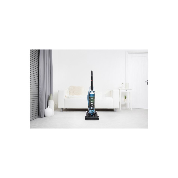 Hoover TH31-BO01 Breeze Evo Upright Vacuum Cleaner - Black & Blue