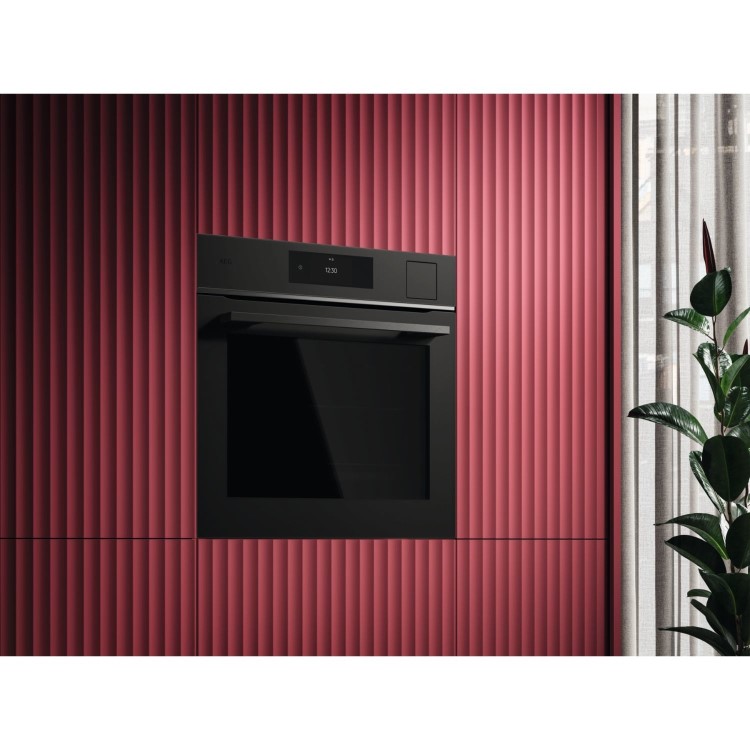 AEG 8000 Series MealAssist Electric Single Oven with SteamPro - Matt Black