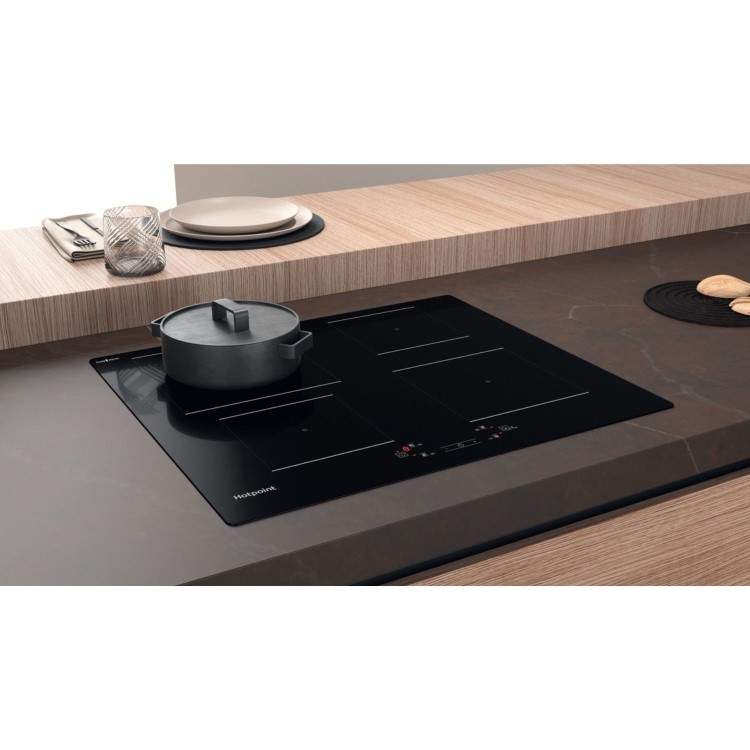 Hotpoint CleanProtect 60cm 4 Zone Induction Hob