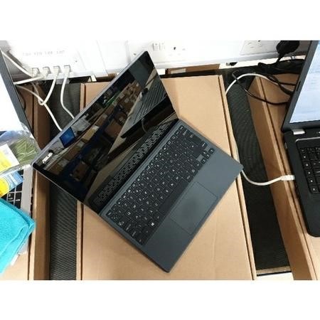 Refurbished Asus T303U Core i5-6200U 4GB 256GB 12.6 Inch Windows 10 Laptop